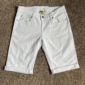 Velvet Heart Mid Rise White Bermuda Stretch Jean Shorts, Size 27